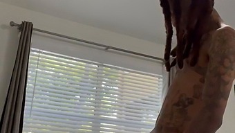 Two Best Friends Who Should Be Spending More Time Together In Bed