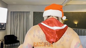 Merry Wife Offering Her Sexy Rear To A Well-Behaved Lad! Stream The Complete Video On Cassiflix