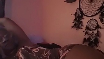 Nae Indulges In Self-Pleasure In Bed